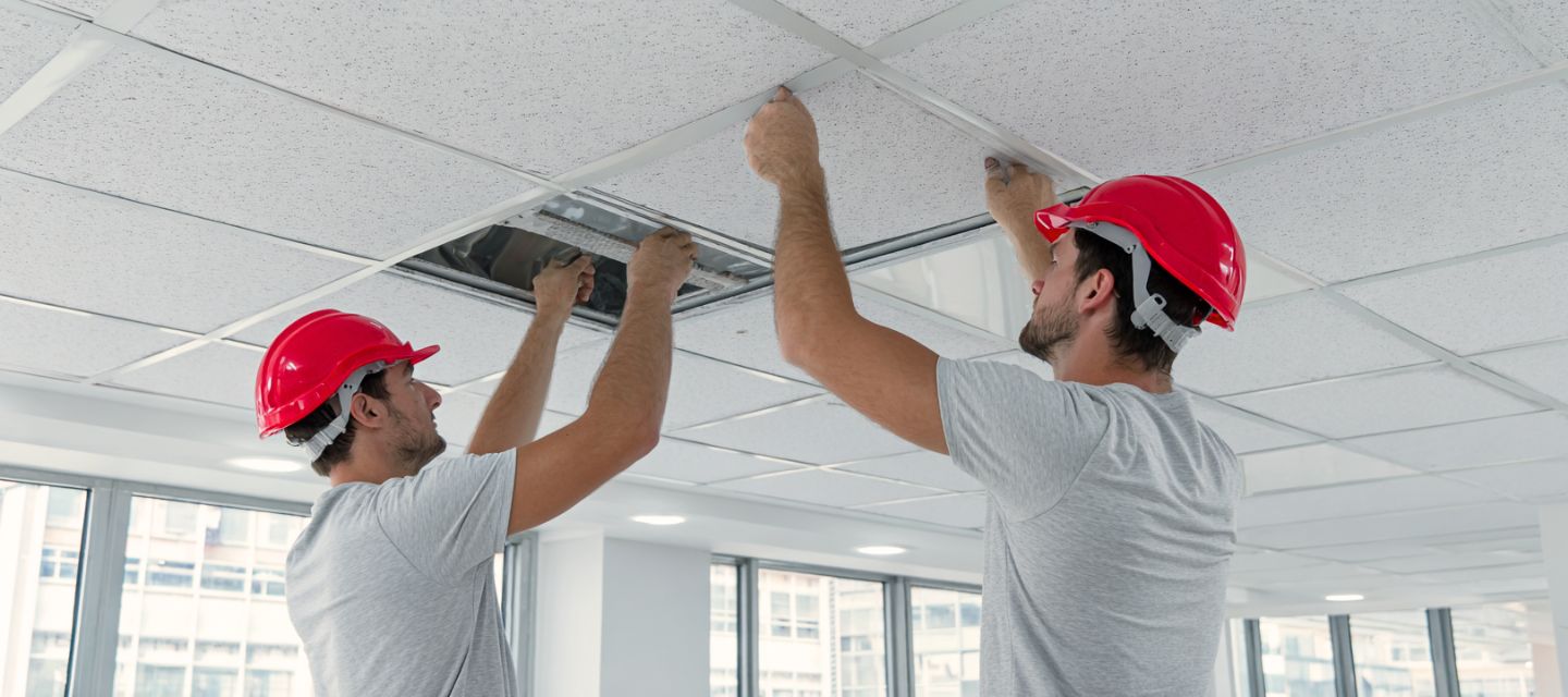 Plafondplaten vervangen? Hier moet je op letten